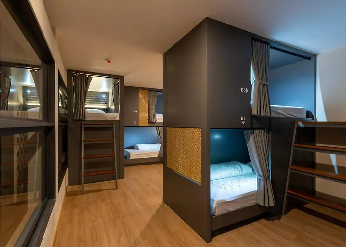 Hotel The Chedee Krungthep 3*